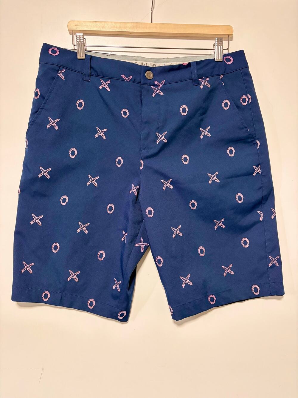 Men’s Puma Jaws, golf short, navy pink, size 34